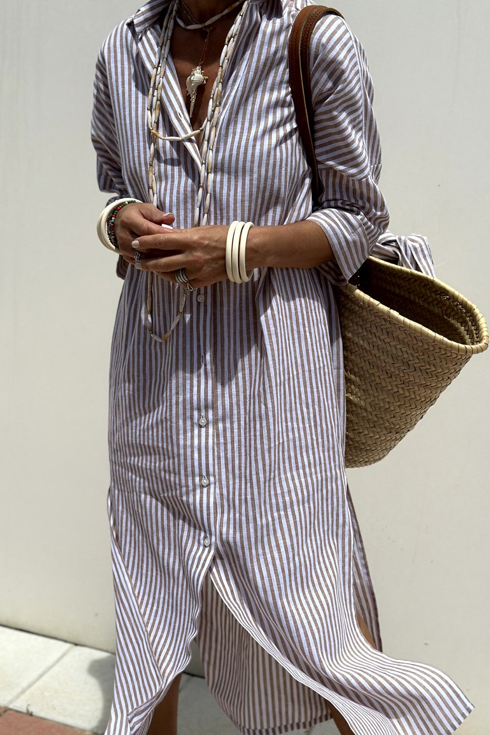 Corinne™ | Vestido camisero maxi a rayas clásico